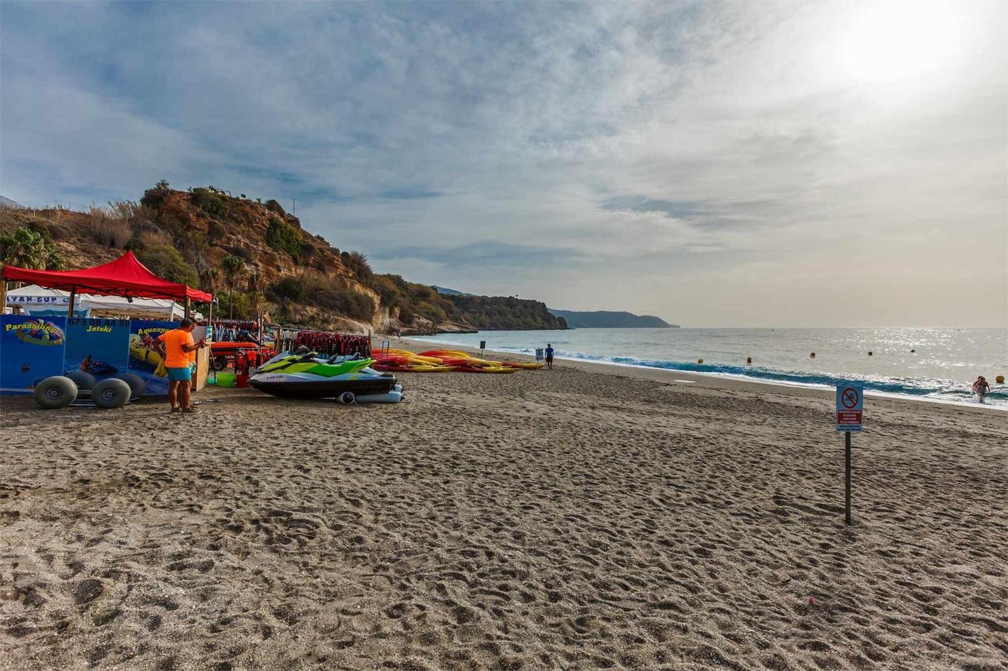 A&N Burriana Beach Nerja Exterior photo