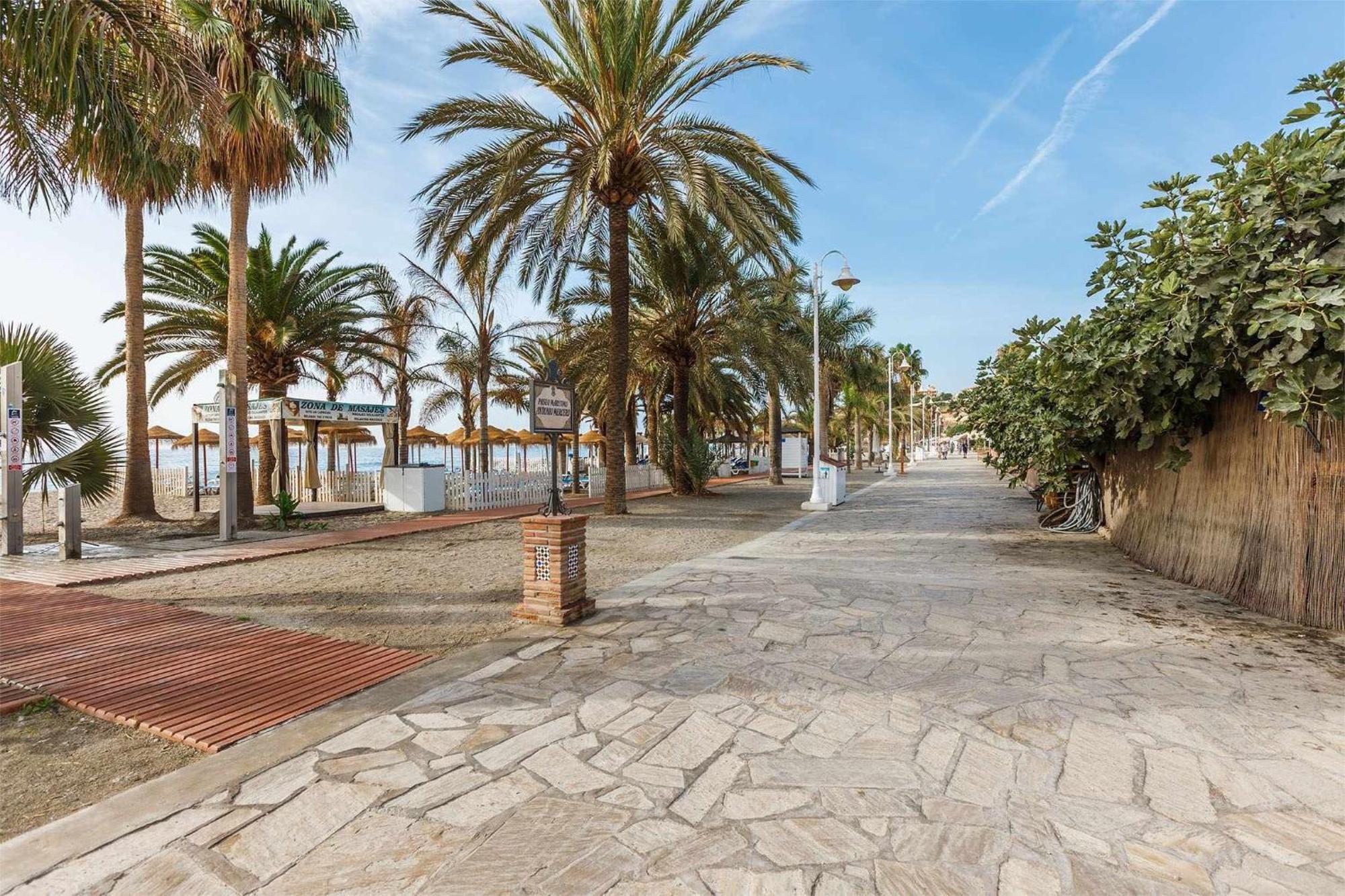 A&N Burriana Beach Nerja Exterior photo